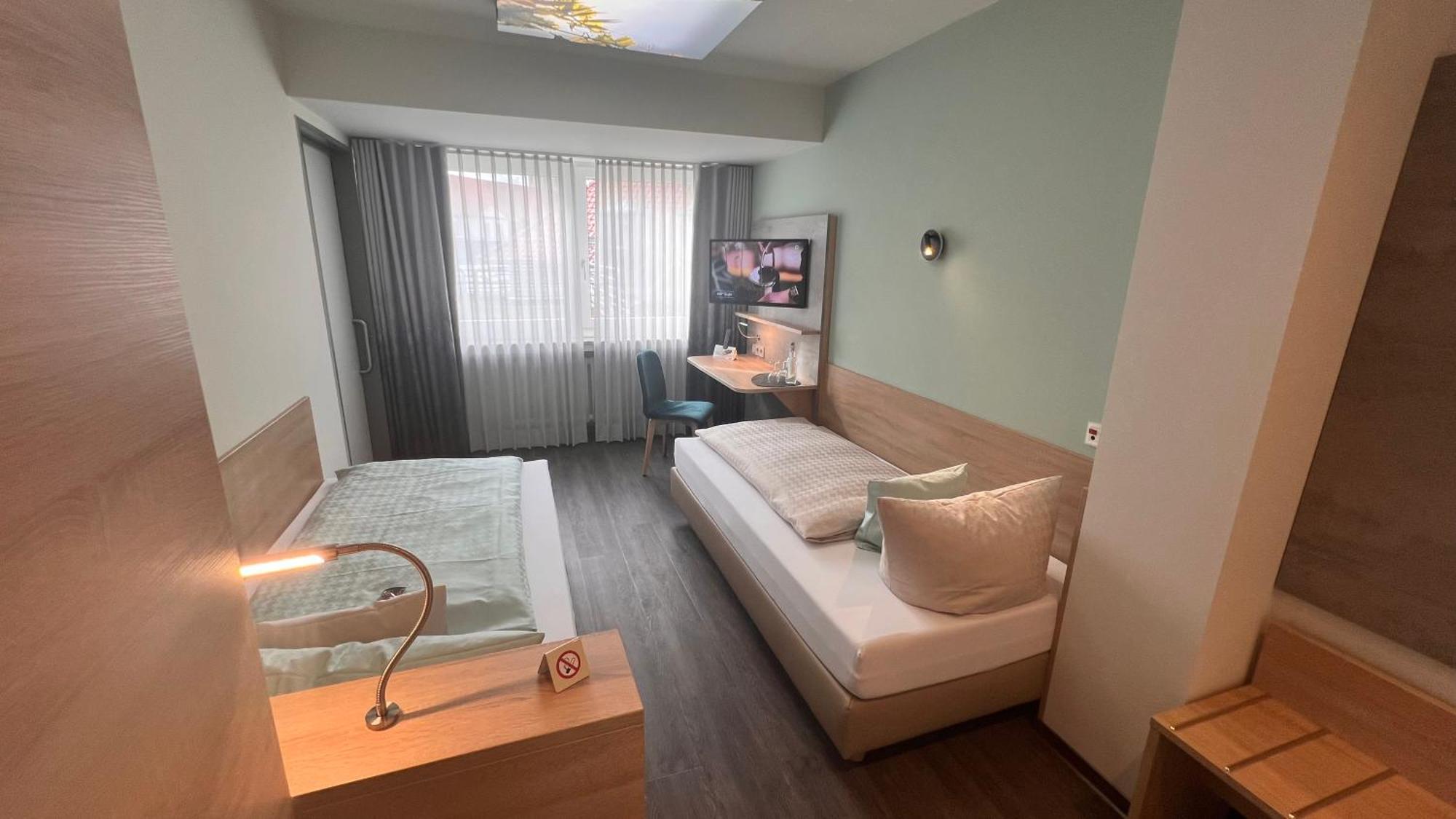 In Via Hotel Падерборн Екстериор снимка