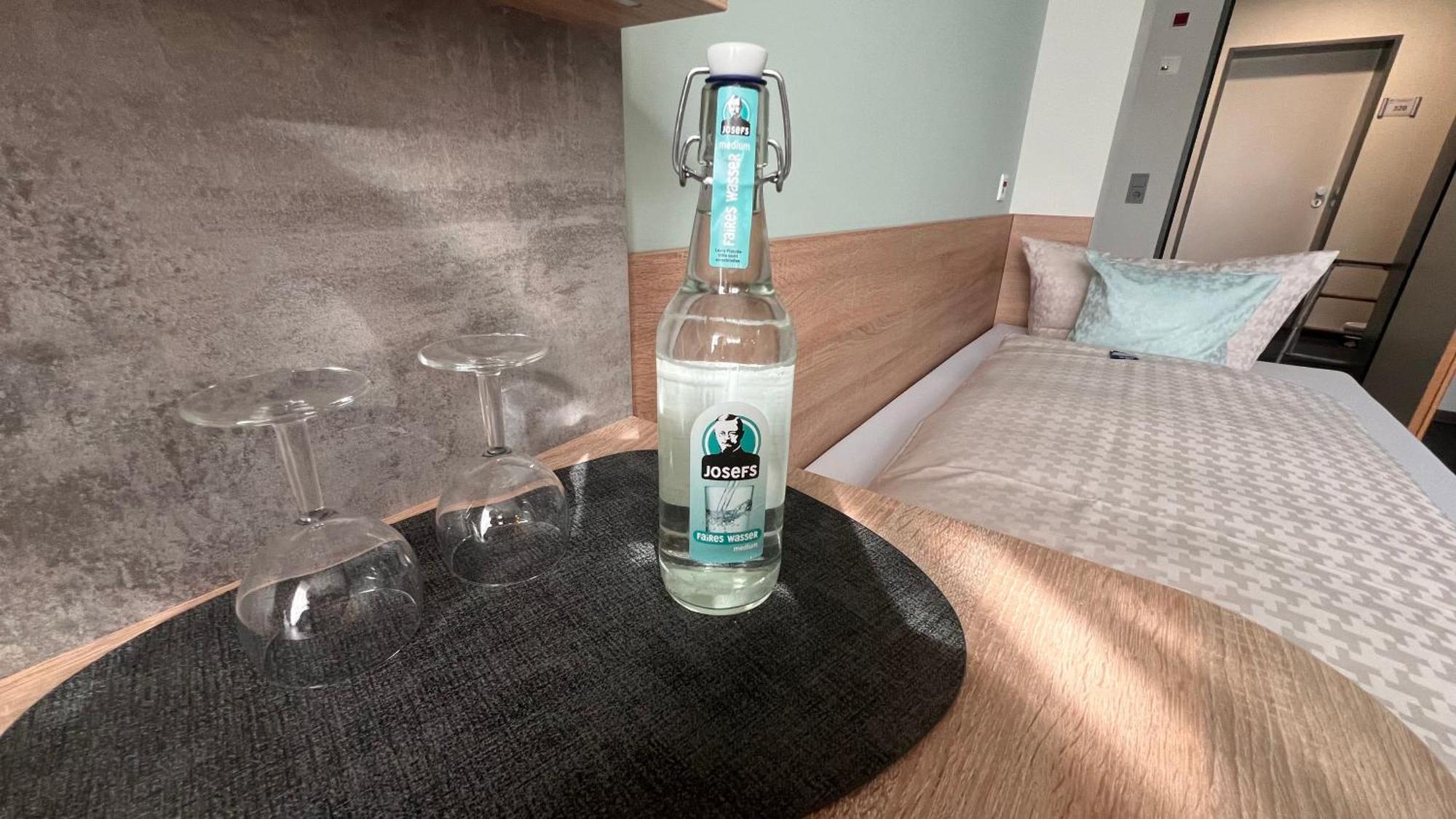 In Via Hotel Падерборн Екстериор снимка